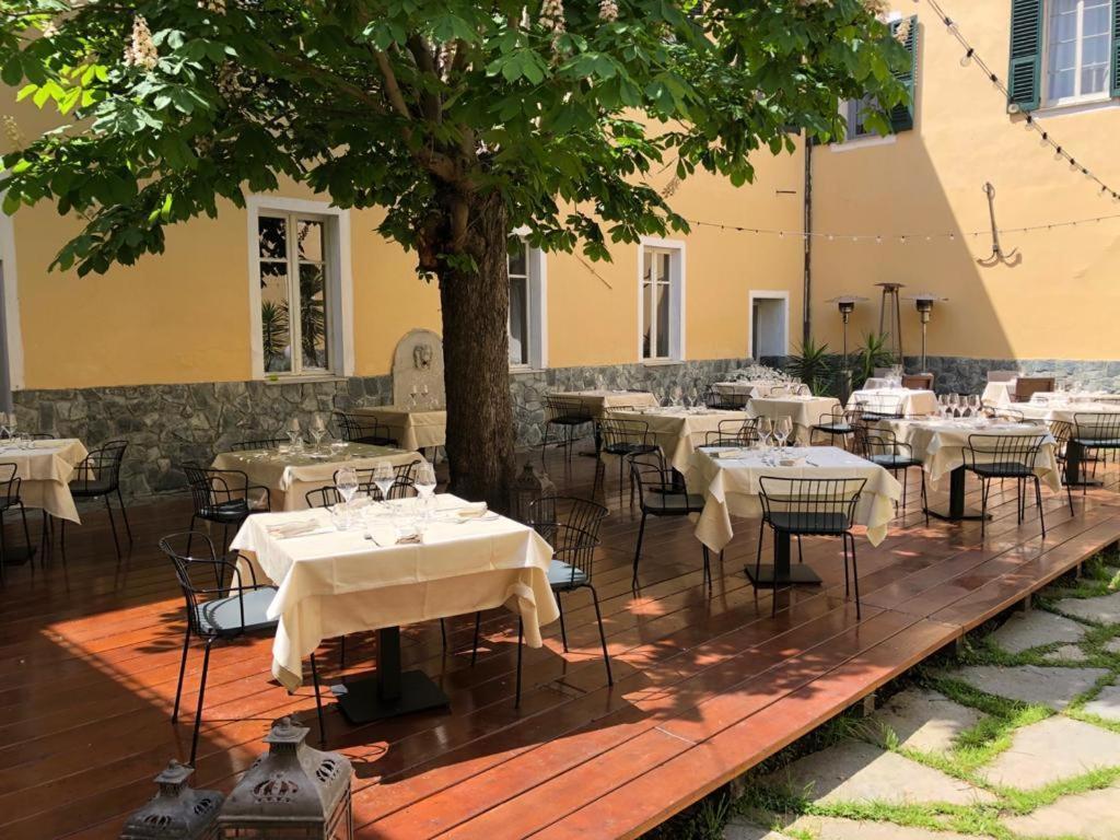 Отель Relais Real Collegio Ноли Экстерьер фото